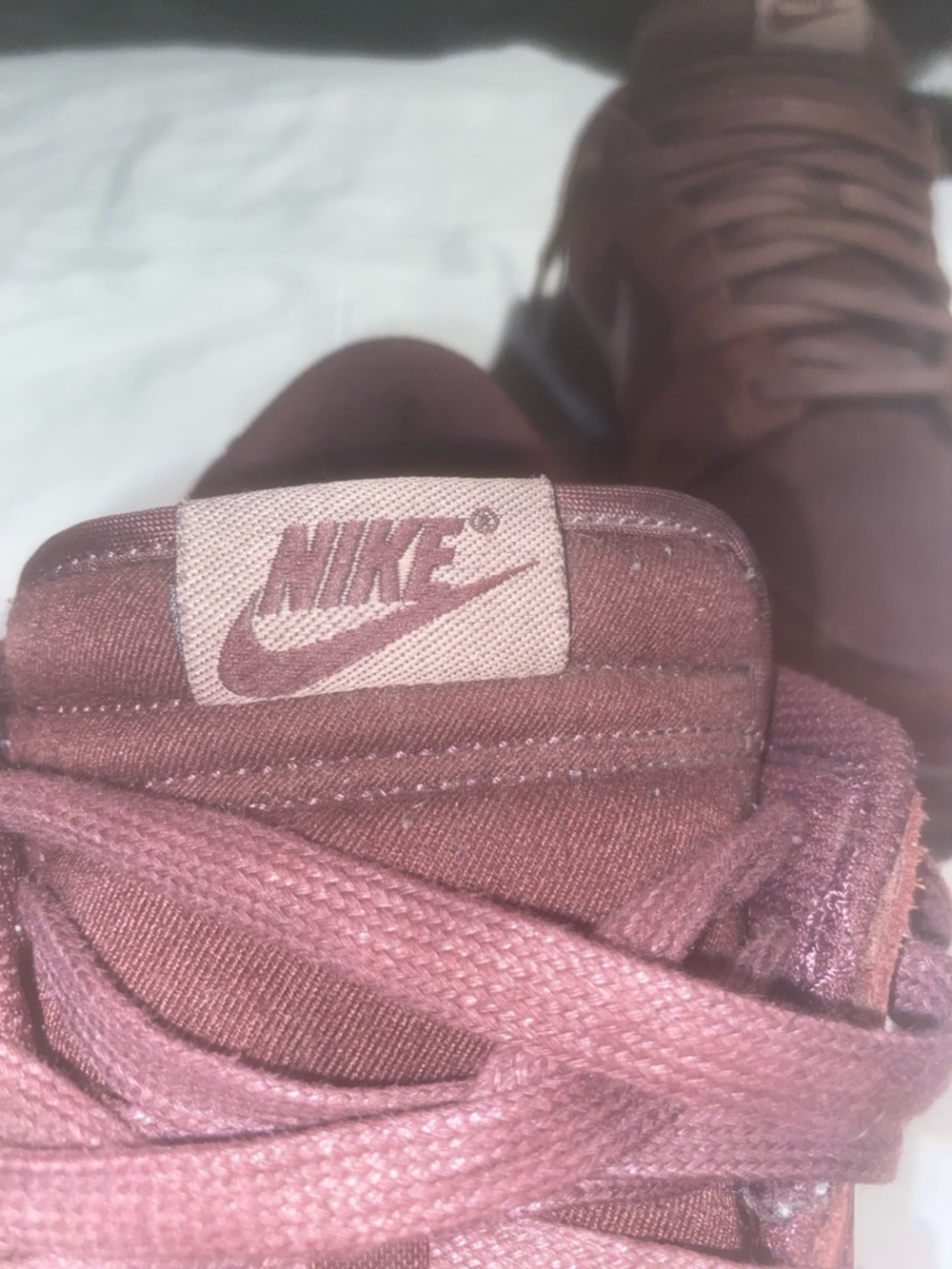 Nike Men’s Burgandy Low-Top Sneakers - Picture 3 of 4